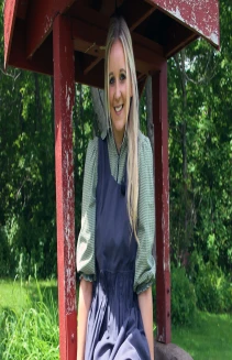 Watch Ellen's Canadian Adventure online